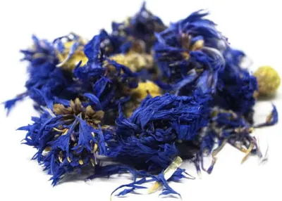 Produktbild von Kornblumenblüten für Papageien - 60g gefriergetrocknete, nährstoffreiche Blüten Kornblumenblüten für Papageien, 60g - nahrhafte Ergänzung zur Vogelernährung, nährstoffreich und farbenfroh.