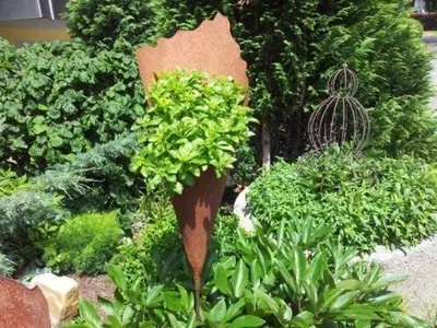Produktbild von Rostikal Edelrost Gartenstecker Pflanztüte 1,40 m Metall Rost Gartendeko vintage Skulptur
