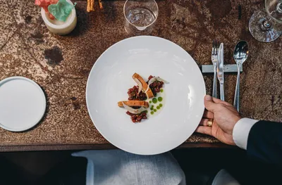 Produktbild von Jochen Schweizer Musical Dinner Rechberghausen; Erlebnis verschenken oder selbst erleben;  80-300 Personen