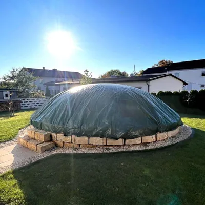Produktbild von CoverMio XXL Poolkissen Rund | Luftkissen Winter | Poolpolster für winterfeste Poolabdeckung | Aufblasbare Winterkissen Überwinterung für Pool | Kissen für Pool (Ø 4 m)