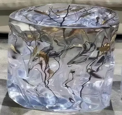 Produktbild von Runder Tisch mit Eisast-Effekt Tisch aus Epoxidharz Transparent Tisch