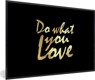 Produktbild von MuchoWow® Gerahmtes Poster Zitat - Liebe - Schwarz - Gold 90x60 cm - Poster mit Schwarzem Bilderrahmen Wandposter Rahmen Foto Bilder - Fotorahmen - Foto-Plakat