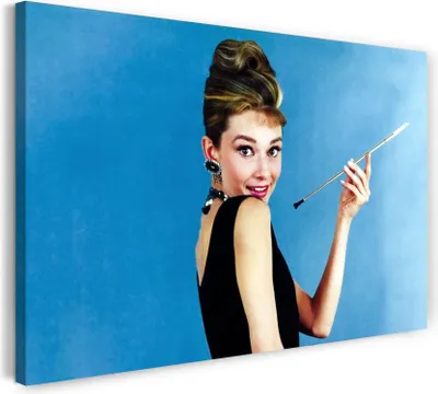 Produktbild von Leinwandbild (100x70cm): Audrey Hepburn, echter Holz-Keilrahmen inkl. Aufhänger, handgefertigt in Deutschland