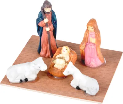 Image de 5 Santons porcelaine scene native