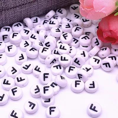 Produktbild von Buchstaben Perlen, 30 Stück, 4x7 mm, weiß mit schwarz, rund, Buchstabe F