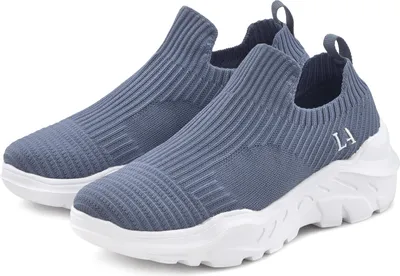 Produktbild von LASCANA Sneaker Slip-On-Sneaker, blau Größe 43