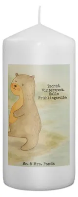 Produktbild von Mr. & Mrs. Panda Kerze Otter Bauch Design 15 x 7 cm - Weiß - Geschenk, Sportmuffel, Stumpenkerze, Blockkerze, dick, Bedruckte, Winterspeck, Erinnerungslicht
