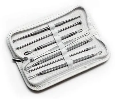 Image de Kit Uniq de 7 pièces pour éliminer les points noirs, couleur blanche - Kit professionnel de presse-comédons avec étui