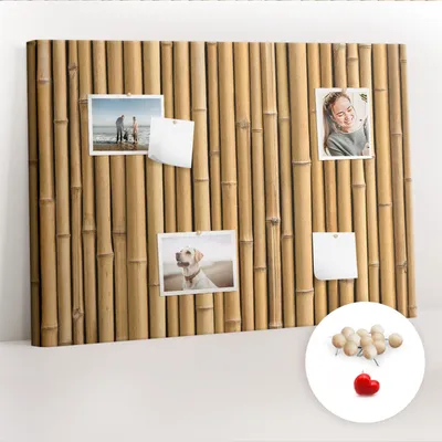 Produktbild von Korkwand mit Stecknadeln – Schwarzes Brett mit Stecknadeln für Fotos und Notizen – 100x70 cm – 100 Holz-Stecknadeln – Bambusstäbchen