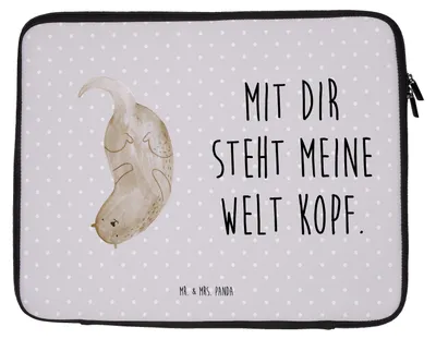 Produktbild von Mr. & Mrs. Panda Laptop Tasche Otter Kopfüber 20 x 28 cm - Grau Pastell - Geschenk, Liebe, Verknallt, Seeotter, Verliebt, Hülle, Laptophülle, Niedlich, Case, Laptoptasche