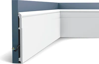 Obrázek produktu pro Podlahová lišta Orac Decor LUXXUS SX156 styl klasický 2 m