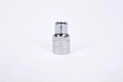 Zdjęcie produktu dla Yato YT-3803, Pojedynczy artykuł, Klucz nasadowy, Stal chromowo-wanadowa, 3/8", Chrom, 28 mm