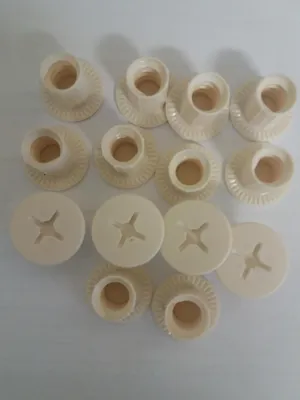 Produktbild von Smoby Ersatzteil 76E2100140  Schrauben Innengewinde 14 Stück  für Smoby Spielhäuser