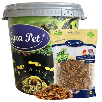 Immagine prodotto di 5 kg di miscela di insetti Lyra Pet® Protein Boost - con vermi da pasto, gamberetti e cavallette in un bidone da 30 litri