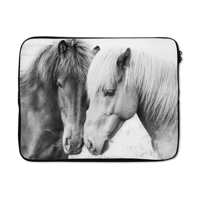 Produktbild von MuchoWow® Laptop Hülle 15 Zoll Pferde - Tiere - Schwarz und weiß - Natur Laptoptasche - Laptoptasche - Sleeve - Rundum-Schutz