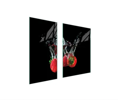 Produktbild von Herdabdeckplatten 2 teilig 75x52 Glaskeramikkochfeld Abdeckung Glas Schneidebrett Erdbeeren Schwarz
