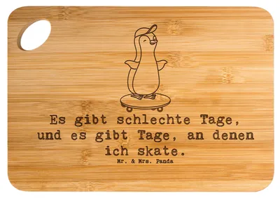 Produktbild von Mr. & Mrs. Panda Frühstücksbrett Pinguin Skateboarden - Transparent - Geschenk, Schneidebrett, Holzbrett, Skaten, schneidbrett, Holzbrettchen, Skateboard fahren