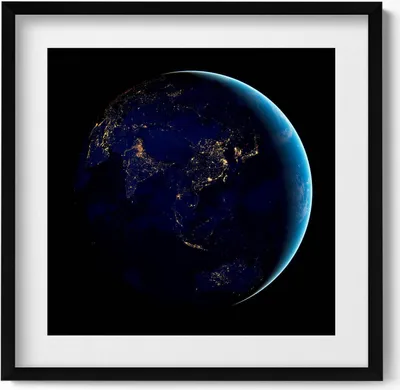 Produktbild von Der Globus im Weltraum– Wandbild mit Rahmen – Gerahmtes Bild  – Wanddekoration – 50x50 cm –  Schwarz Rahmen