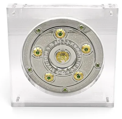 Produktbild von Bundesliga Meisterschale Acrylrahmen 150 mm Meistergravur 2026