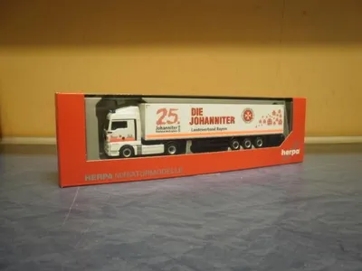 Produktbild von Herpa LKW MAN TG-X XLX Aerop. KSZ Johanniter Weihnachtstrucker 309851