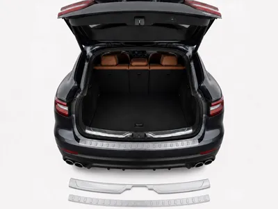 Immagine prodotto di Protezione per il bordo del bagagliaio in acciaio inossidabile, interna ed esterna opaca, compatibile con Maserati Levante, anno di produzione 2022-2024 | Facelift