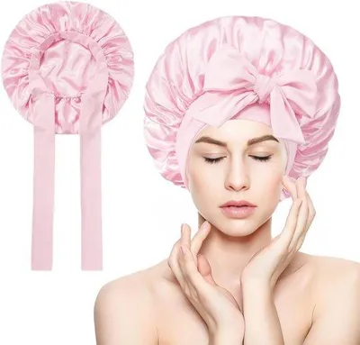 Produktbild von Schlafmütze aus weichem Satin - Schutz für Haarmodell und Glanz