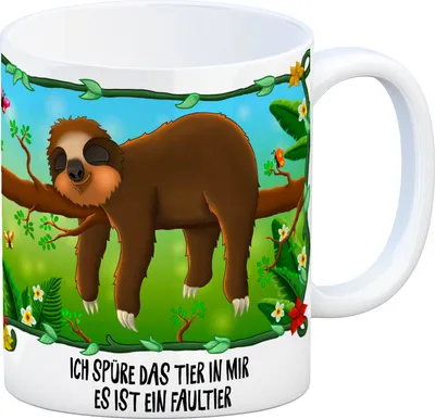 Produktbild von Kaffeebecher mit Faultier auf Baum Motiv und Spruch: Ich spüre das Tier in mir,