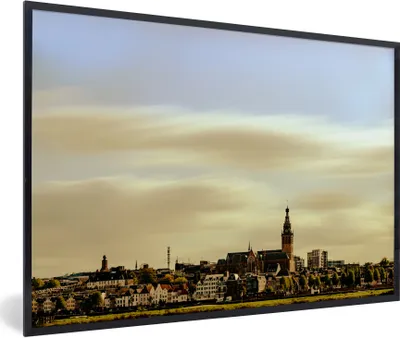 Produktbild von MuchoWow® Gerahmtes Poster Skyline - Nijmegen - Niederlande 90x60 cm - Poster mit Schwarzem Bilderrahmen Wandposter Rahmen Foto Bilder - Fotorahmen - Foto-Plakat