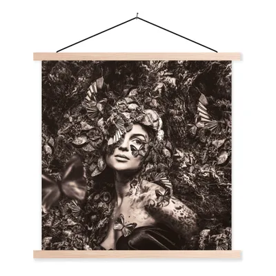 Produktbild von MuchoWow® Textilposter Sepia - Frau - Schmetterling 120x120 cm mit holzfarbenen Rahmen - Textil-Poster