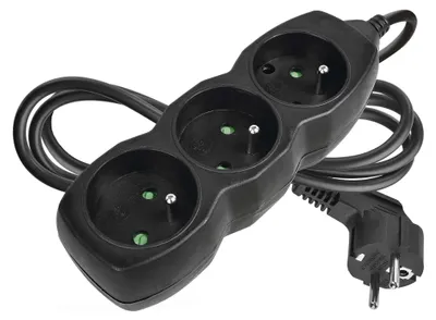 Prodlužovací kabel 1,5 m / 3 zásuvky / černý / PVC / 1 mm2
