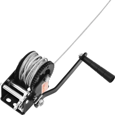 Productafbeelding van Handlier, met een trekkracht van 800 lbs, geschikt voor aanhangwagens, boten of ATV's. Robuuste handlier met kabellier, 33 ft stalen kabel en een ratelmechanisme voor voor- en achteruit. Handmatige bediening