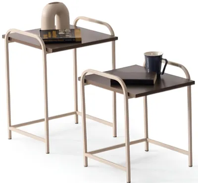 Productafbeelding van Moderne set van 2 bijzettafels met een minimalistisch design