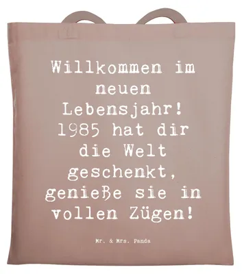 Produktbild von Mr. & Mrs. Panda Tote Bag Spruch 1985 Geburtstag - Braun Pastell - Geschenk, Alter, Geburtstagsgeschenk, Jahrgang, Stoffbeutel, Laptoptasche, Happy Birthday, Tasche