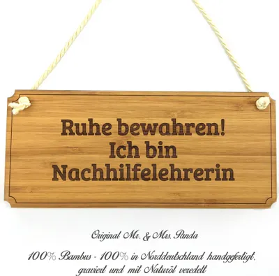 Produktbild von Mr. & Mrs. Panda Werbeschild Nachhilfelehrerin - Geschenk, Türschild, Graviert, Geschenkidee, Abschied, Holz, Wegweiser, Landhaus, Abschluss, Shabby, Hinweisschild