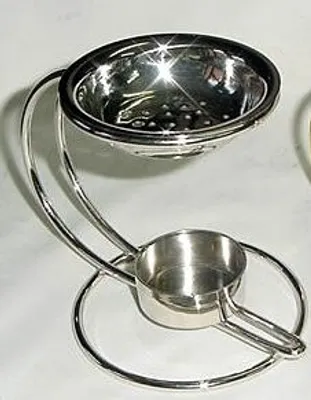 Produktbild von Räucherstövchen Messing vernickelt Silber Höhe 9 cm mit Teelicht