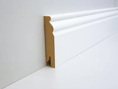 Produktbild von B.S. Bauprogramm Ziersockelleiste Clip 250 cm 80 x 18 mm Blütenweiß