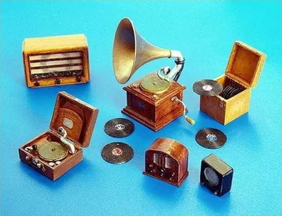 Produktbild von Plus model Gramophone und Radios  1:35 266