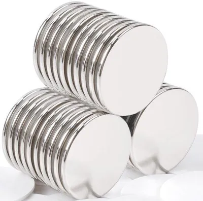 Immagine prodotto di Magneti al neodimio da 30 mm, potenti, grandi, autoadesivi, 30 pezzi