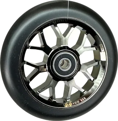 Produktbild von Fantic26 Spy7 Stunt-Scooter Rolle 110mm Abec11 Schwarzchrome