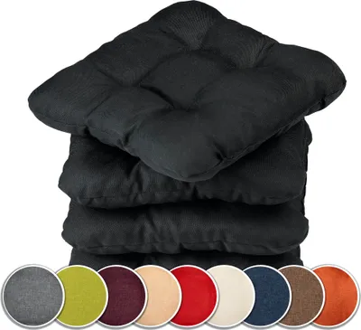 Produktbild von MC.Sammler Sitzkissen Schwarz 45x45x8 cm, 4er Set, wasserabweisend, robust, formstabil, pflegeleicht, aus Polyester, Polyurethanschaum & Baumwolle, maschinengesteppt, 30°C waschbar, für Stühle & Bänke in Haus & Garten, mit Steppeffekt, dichtem Bezug & straffer Füllung
