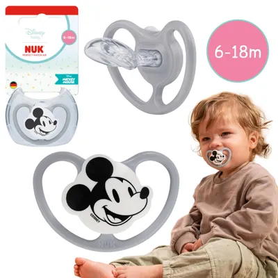 Produktbild von NUK DISNEY Mickey Mouse Air Beruhigungssauger, kiefergerecht, aus Silikon, für Babys 6–18 Monate, mit Etui