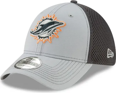 Zdjęcie produktu dla Czapka New Era 39Thirty Stretch Mesh Cap - Miami Dolphins - L/XL