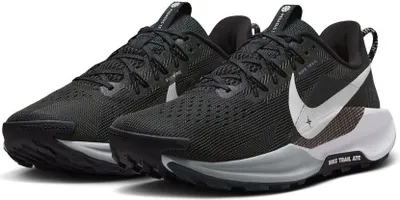 Produktbild von Nike PEGASUS TRAIL 5 SCHWARZ 9