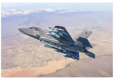 Image de Maquette 1:72 F-35A Beast Mode Jet en plastique