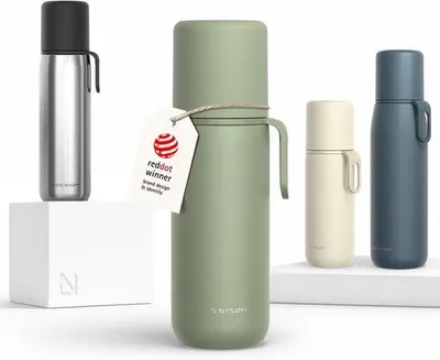 Obrázek produktu pro Izolovaná nerezová ocelová láhev s pohárem a draagriem - 500ml