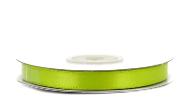 10mm breites, 20m langes, doppelseitig glänzendes maigrünes Satinband auf Rolle. Perfekt für Bastelprojekte und Geschenkverpackungen