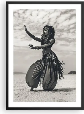 Produktbild von Gerahmtes Poster - Schwarzer Rahmen - Tänzer Folk Oriental - 50x70 cm - Wand Bild - Wanddeko - Wandbilder - Kunstposter - Wandposter - Bilderrahmen - Bilder - Kunstdruck - P2BPA50x70-4445