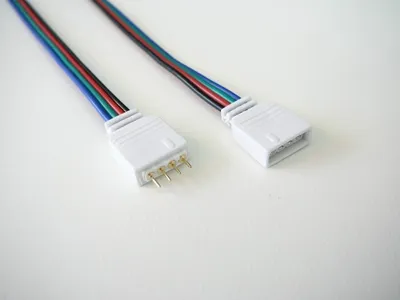 Obrázek produktu pro T-LED RGB spojovací konektor s kabelem 4pin 112121