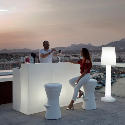 Zdjęcie produktu dla Zewnętrzna lampa podłogowa Carmen 165 cm