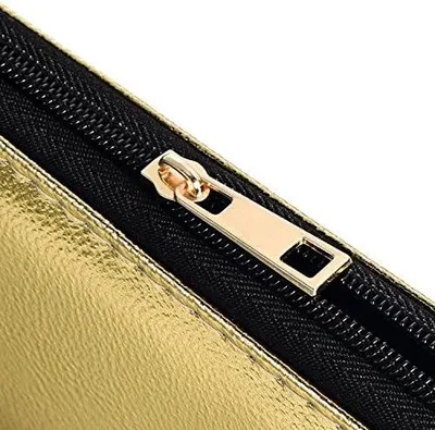 Produktbild von Damen Geldbörse weich im Metallic-Look mit Reißverschluss Portemonnaie in Gold Silber Rosegold oder Grau 20 x 10 x 2,5 cm